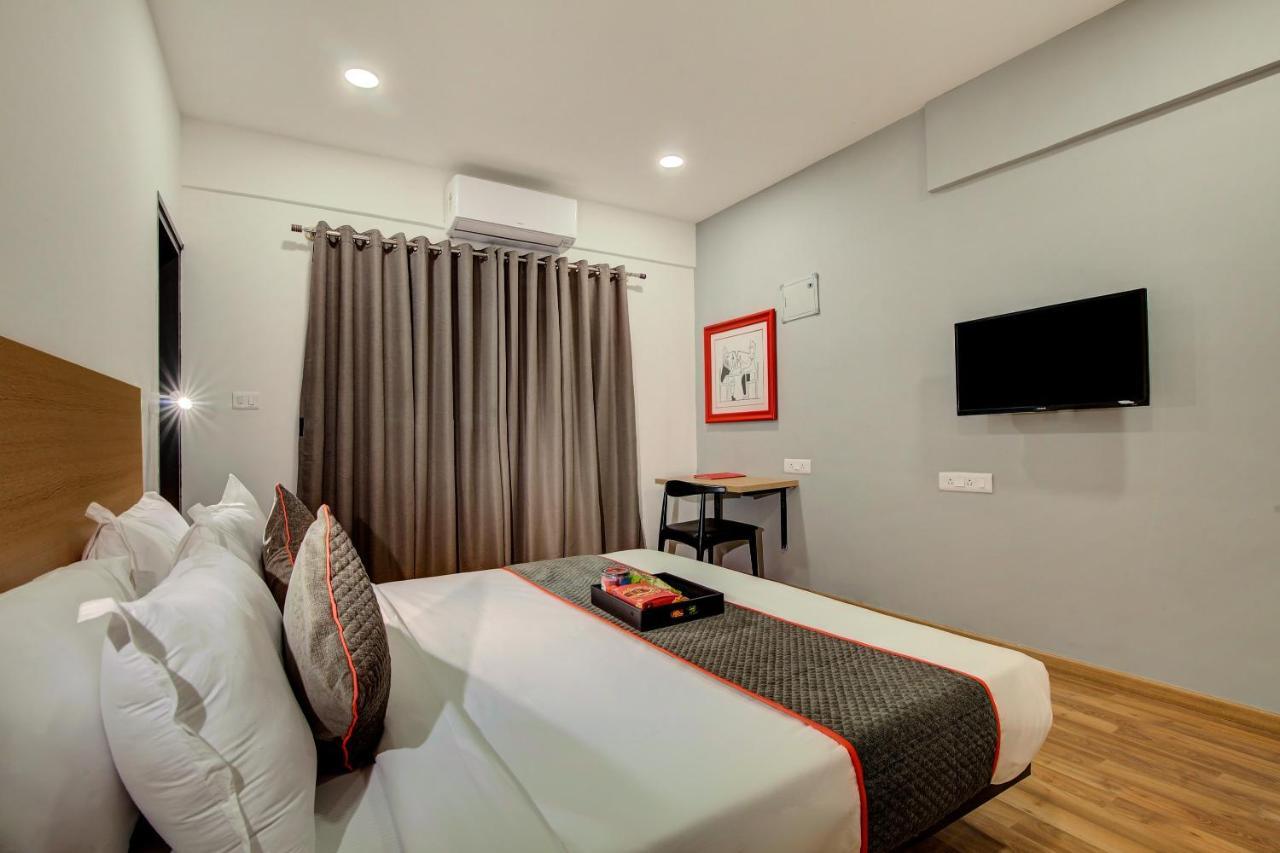 Super Townhouse 139 Ashiyana Smriti Upvan Near Emerald Mall Lucknow Bijnaur المظهر الخارجي الصورة