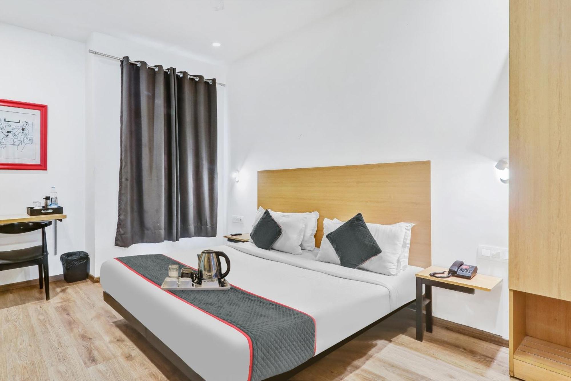 Super Townhouse 139 Ashiyana Smriti Upvan Near Emerald Mall Lucknow Bijnaur المظهر الخارجي الصورة